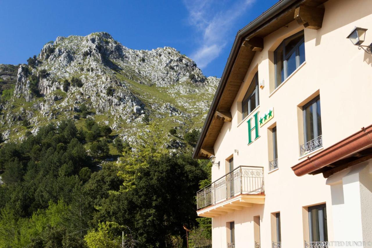 Hotel - Ristorante Pintadera Масса Экстерьер фото